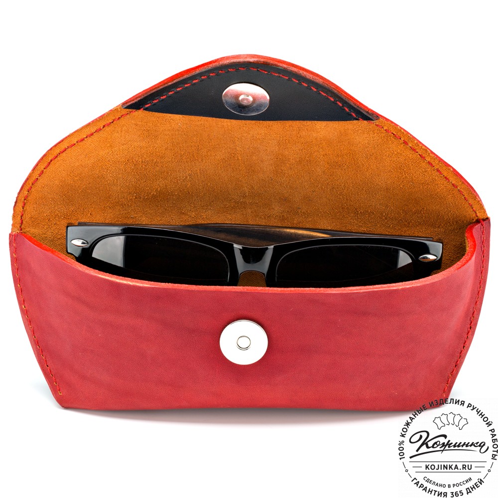 Кожаный футляр для очков из жёсткой кожи (красный) 